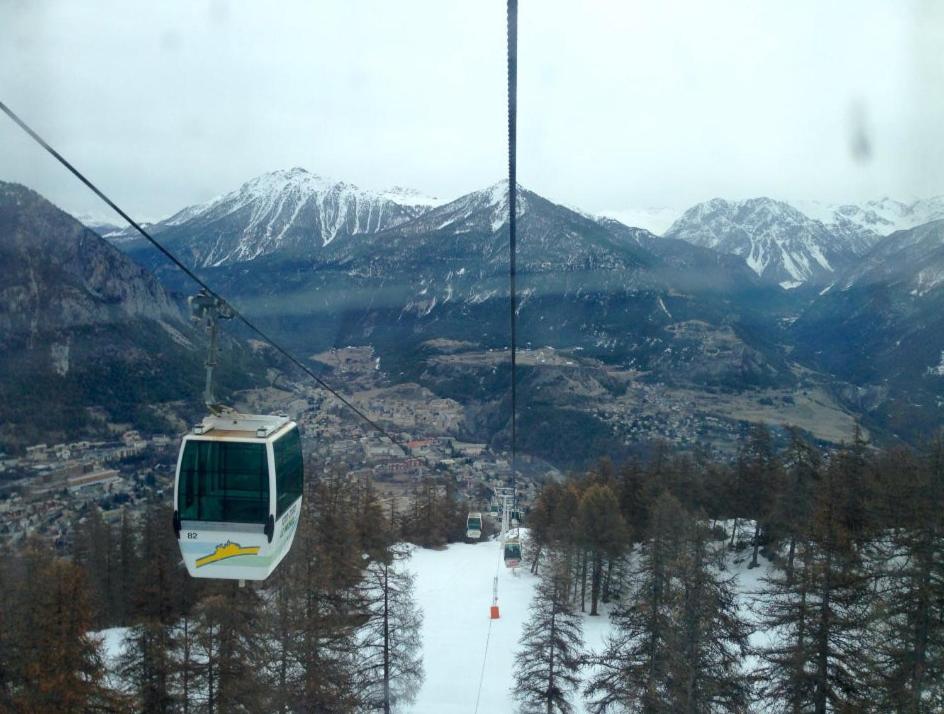 Ferienwohnung Superbe T2 A 2 Pas Des Pistes Et Des Sentiers De Randonnee Briançon Exterior foto